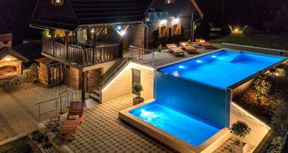 Beautiful home in Bedenica with WiFi