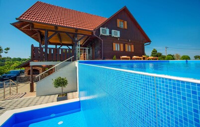 Hermosa casa en Bedenica con WiFi