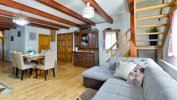 Smart TV, fireplace, foosball, table tennis