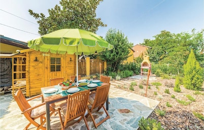 Cozy home in Bassignana with WiFi