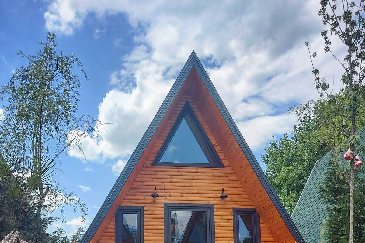 Casa de árbol | Minibar y wifi gratis 