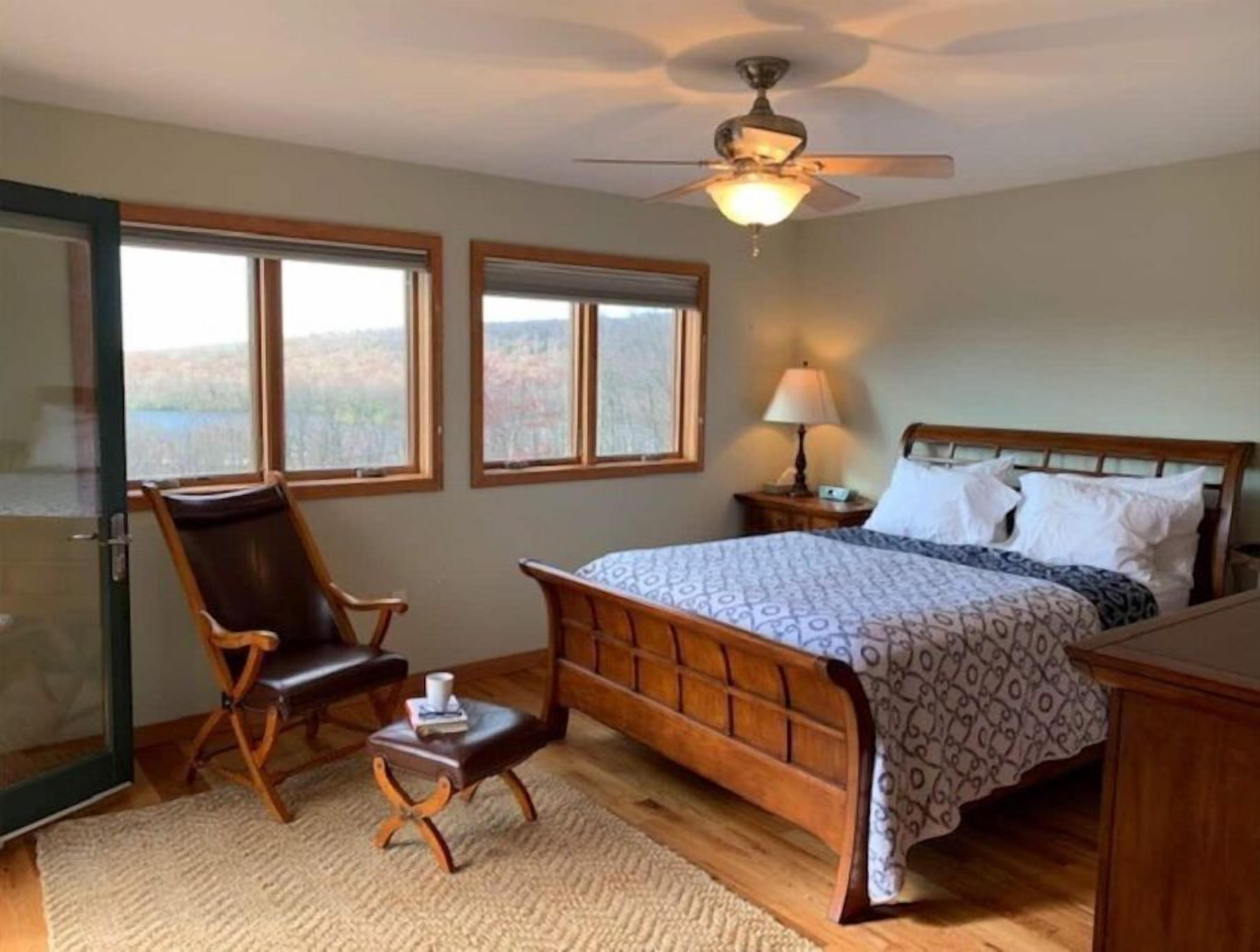 5 chambres, bureau, lit parapluie, Wi-Fi gratuit