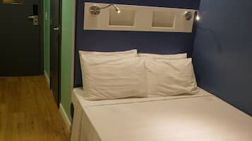 Habitación estándar, 1 cama matrimonial | Wifi gratis y ropa de cama