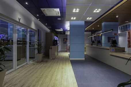 Reception. ibis budget Maceió Pajuçara