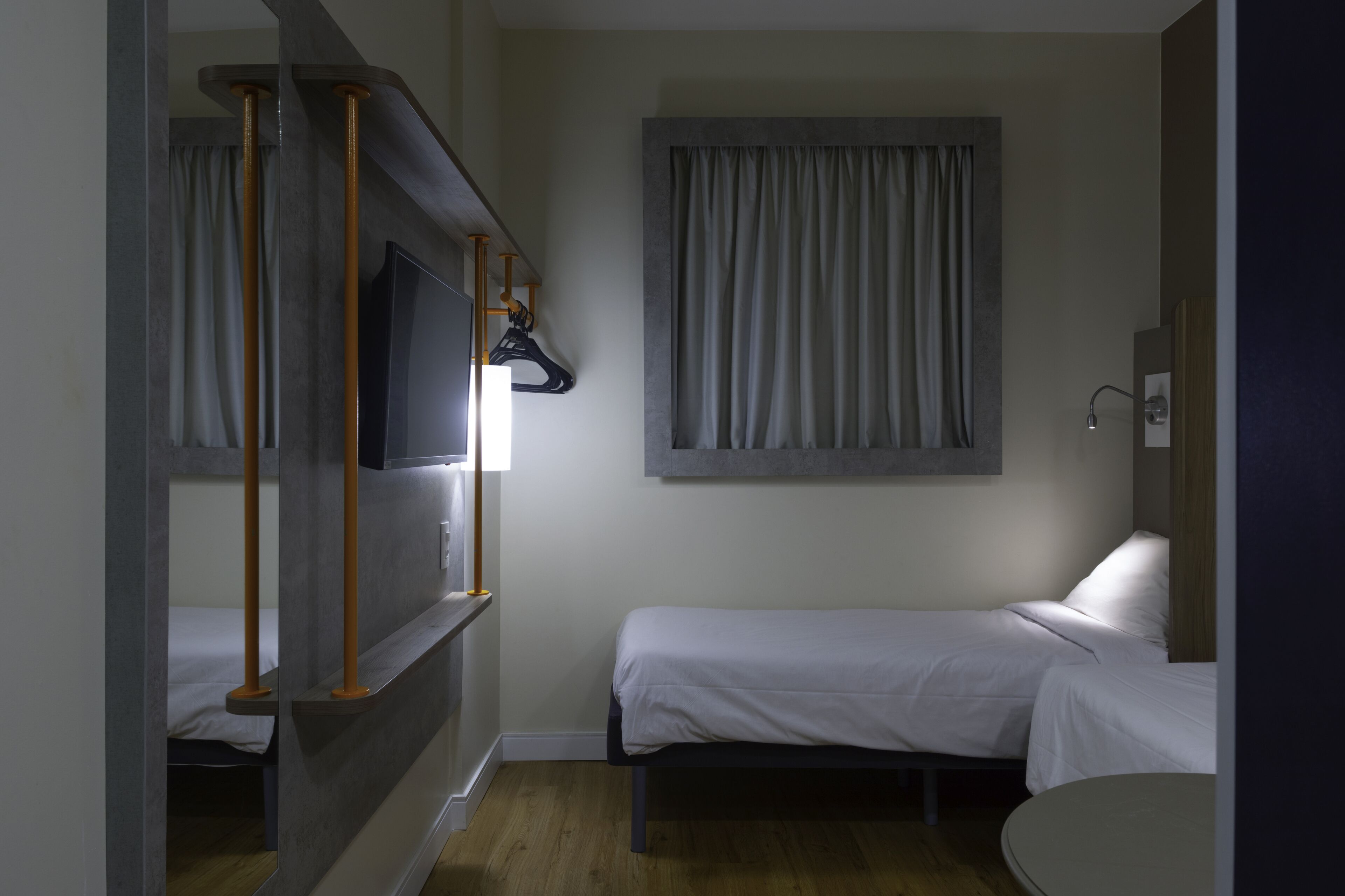 standard room, 2 single beds | free wifi, bed sheets