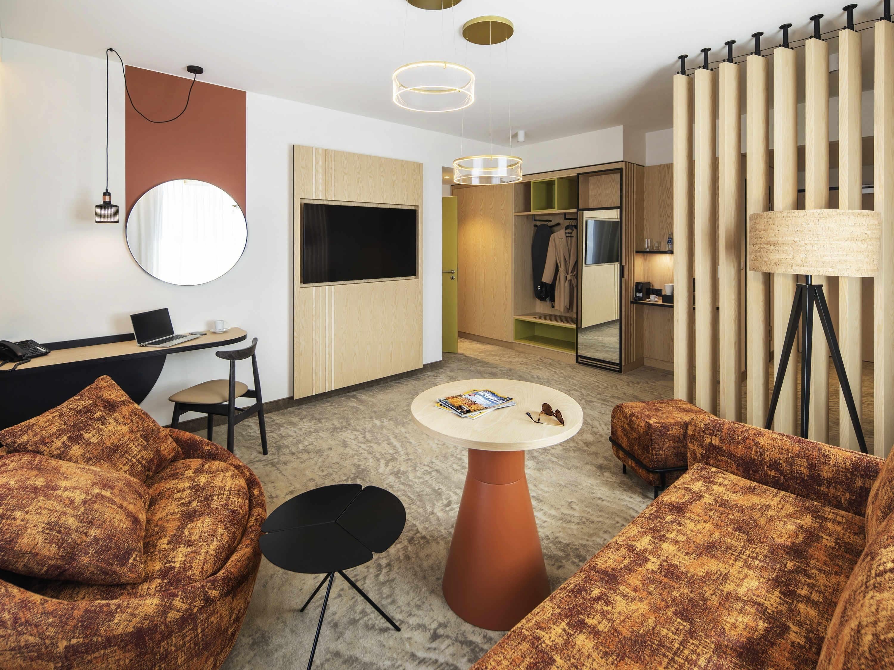 Junior Suite, 1 Queen Bed with Sofa bed | Minibar, in-room safe, desk, laptop workspace