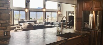 Mountain Retreat  37 acres, close to HWY 285, borders National Forest