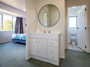 3 habitaciones, wifi y ropa de cama 