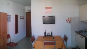 Apartment, 1 Schlafzimmer, Terrasse | Speisen