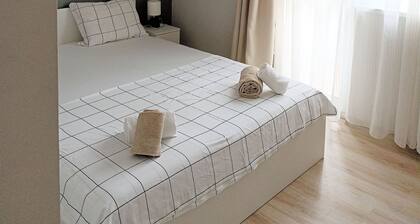 SEA Holisays -4 Rooms Apartment, Burgas, Bulgaria