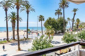 Apartment, 2 Bedrooms, Ocean View | Property grounds - Newly Renovated Beachfront Apartment Ideally Located in Penelope (Sitges)