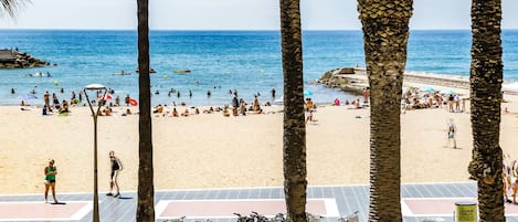 Apartment, 2 Bedrooms, Ocean View | Beach