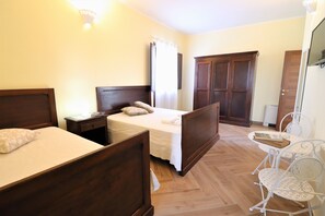 1 bedroom - Triple Comfort Pink Grapefruit (Carmiano)