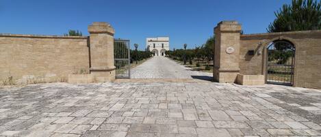 Enceinte de l’hébergement