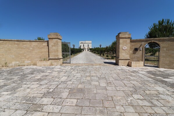 Enceinte de l’hébergement