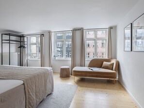 3 bedrooms - Main 1 - Cozy 2-bdr Apt in Center of Copenhagen (Copenhagen)