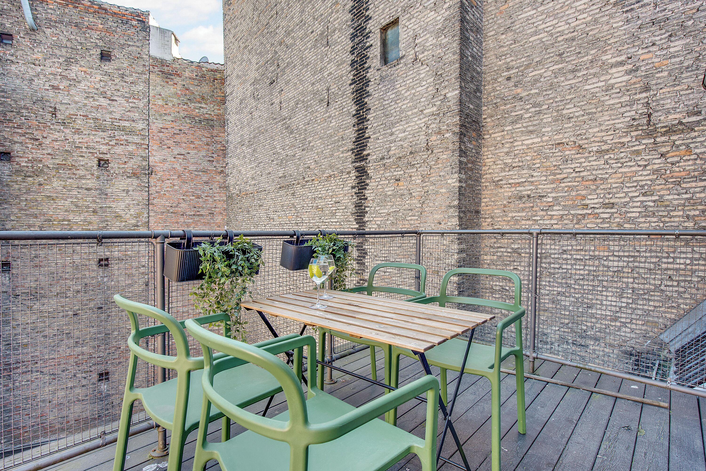 Departamento, 2 habitaciones, balcón, vista a la ciudad | Balcón
