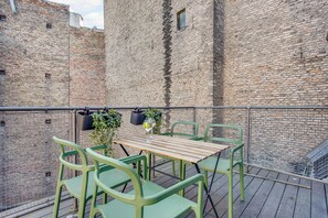 Apartment, 2 Bedrooms, Balcony, City View | Balcony