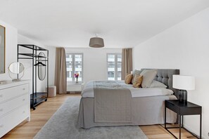 Apartment, 3 Bedrooms, Balcony, City View | 4 bedrooms, iron/ironing board - Regent 7 - Large 3 Bdr Apt With Balcony in City Centre (Copenhagen)