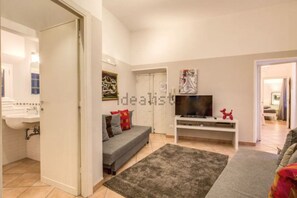 Apartment, 2 Bedrooms, Smoking, City View | Interior - Campo dei Fiori, Lovely Apartment "easy Life In Rome" (Rome)