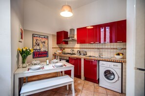 Apartment, 2 Schlafzimmer, Raucher, Stadtblick | Innenbereich