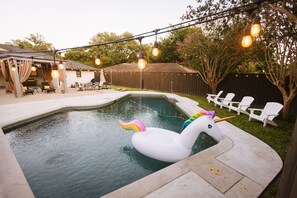 Indoor pool, outdoor pool - Sleeps 20 w Heated Pool & Billiards by DAL Airport (Dallas)