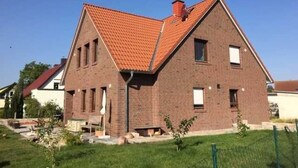 Uklassifisert bilde, 4 av 8, knapp