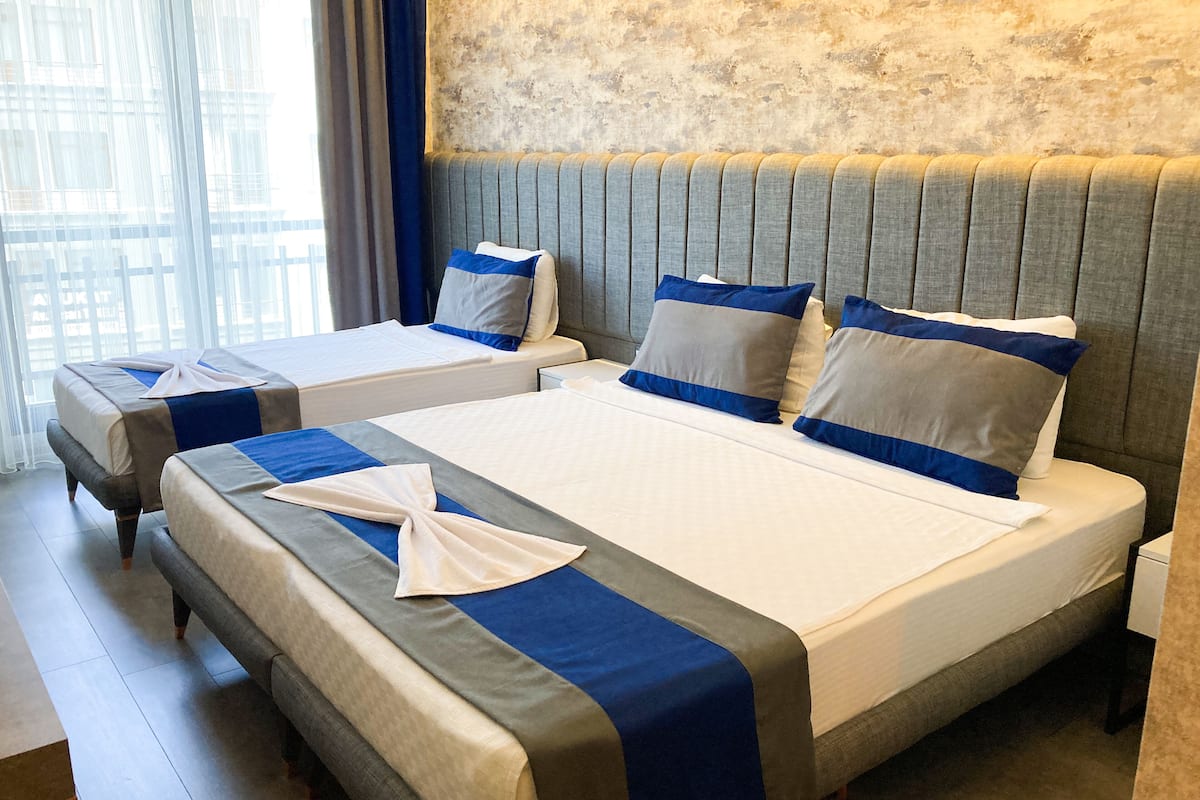 standard room, 1 bedroom | 1 bedroom, in-room safe, blackout curtains, soundproofing