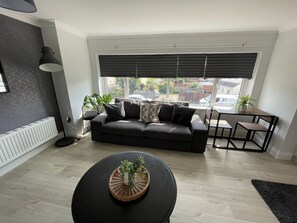 Lounge - Lè Swanmore (Southampton)