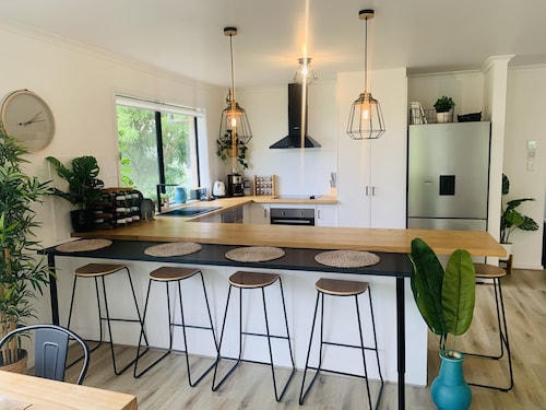 Modern country house set in the heart of the vines