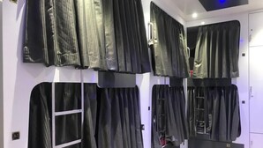 Luxury Shared Dormitory | WiFi (free) - New Malabar Residency (Mumbai)