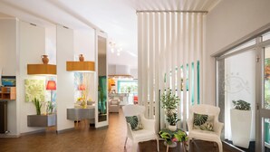 Ảnh chưa phân loại, 2 trong số 78 ảnh, nút
