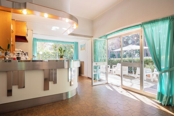 Bar (on property) - Hotel Parco dei Pini (Follonica)