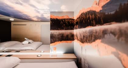 Capsule Hotel - Zurich Airport