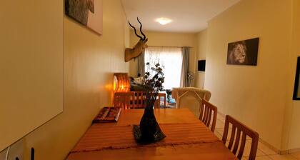 2 bed, 2 bath Ground Apartment, Menlyn