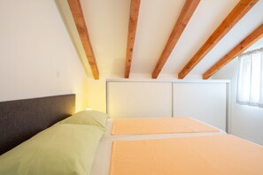 Appartement, 1 grand lit et 1 canapé-lit | 1 chambre, fer et planche à repasser, Wi-Fi gratuit, draps fournis