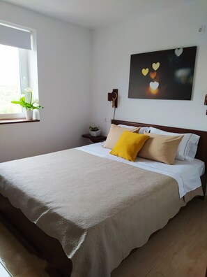 3 Schlafzimmer, Bügeleisen/Bügelbrett, kostenloses WLAN, Bettwäsche