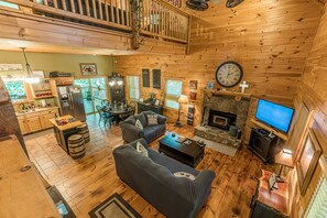 Smart TV, fireplace, DVD player, table football