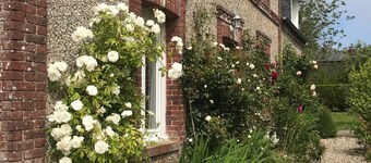 Maison de Maître, Jardin Chatoyant, Village Toutes Commodités au Bord de la mer