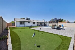 Exterior - Perfect Family Getaway in Chandler (Chandler)