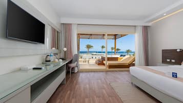 Bar mini, peti besi dalam bilik, seterika/papan seterika, cadar katil