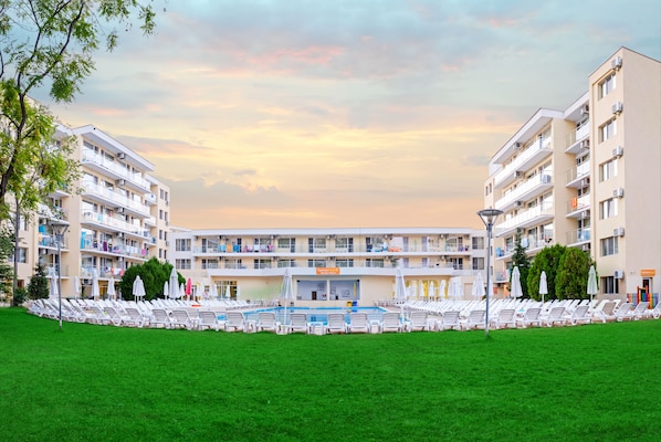 Front of property - Garden Nevis - All Inclusive (Sunny Beach)