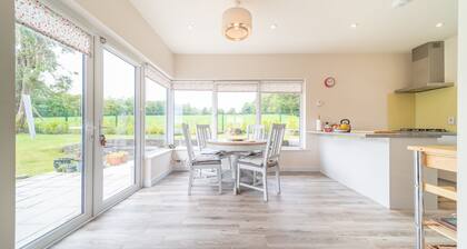 2 BED WATERFRONT PROPERTY - CLOSE TO COURTMACSHERRY