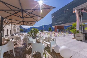 Outdoor dining - Sweet Home (Lugano)