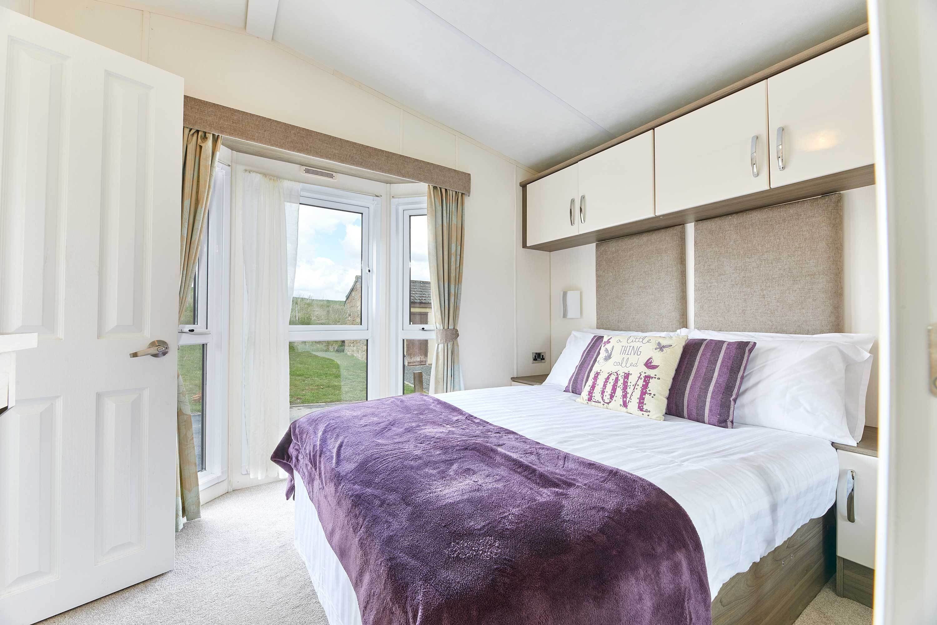 House | 3 bedrooms, iron/ironing board, bed sheets