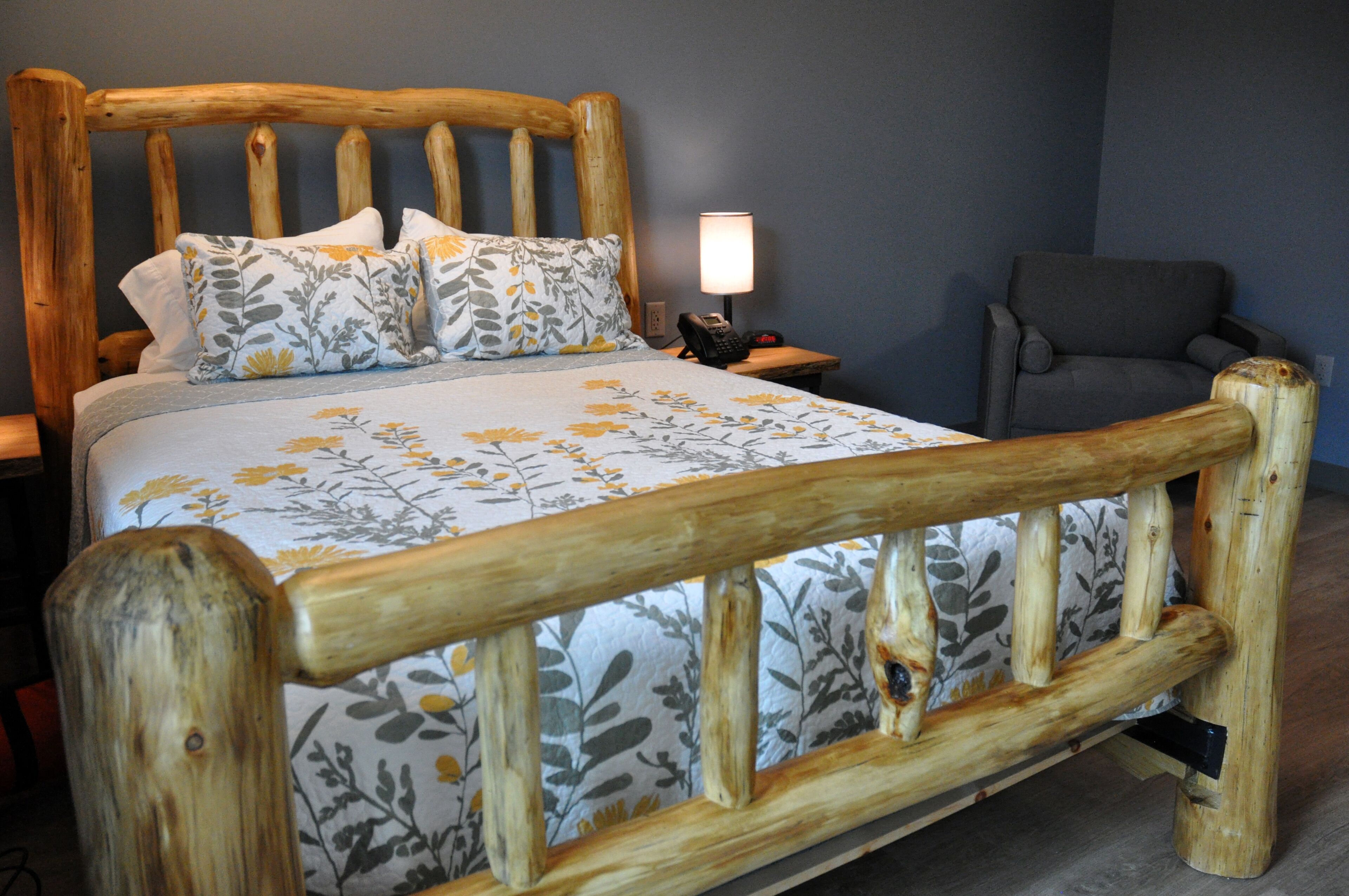 standard room | desk, iron/ironing board, free wifi, bed sheets