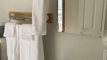 Towels, toilet paper