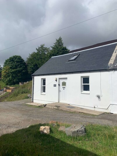 Idyllic 3 bedroom cottage in the Village of Wanlockhead