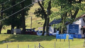 Uklassifisert bilde, 3 av 9, knapp