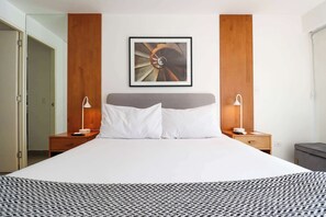 1 soverom, strykejern/-brett, wi-fi og sengetøy